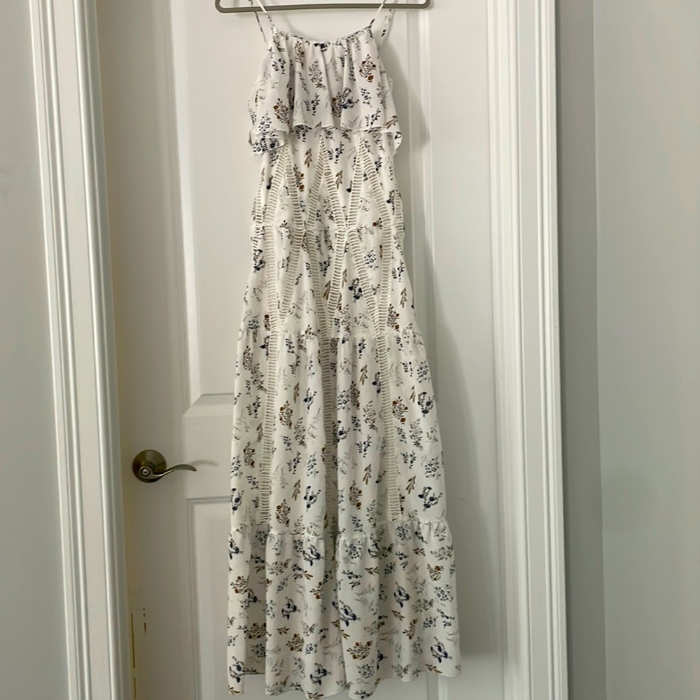Luna white floral maxi dress. Adjustable straps
